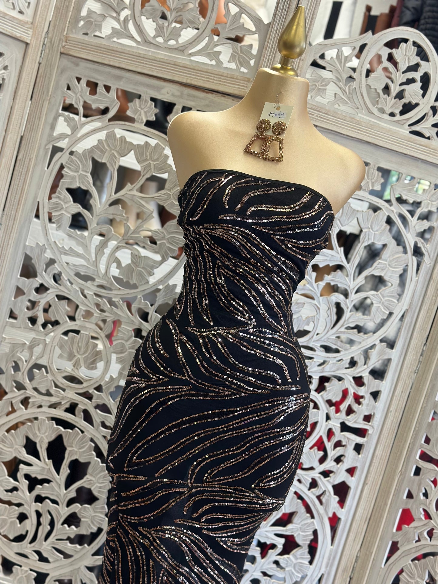 Black Strapless Sequin Pattern Midi Dress