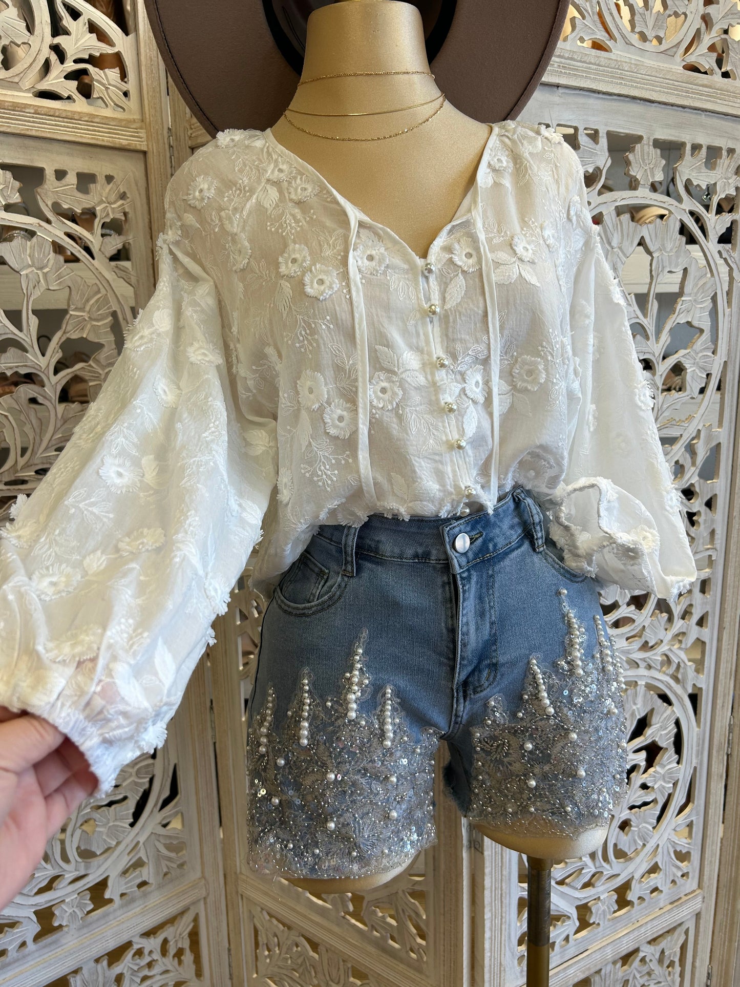 White Flower Embroidered Pearl Button Blouse- One Size