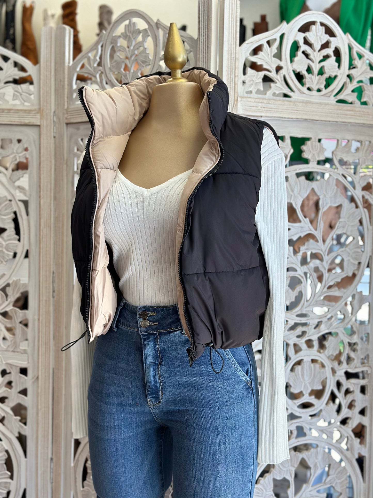 Double Color Black and Beige Cropped Puffer Vest