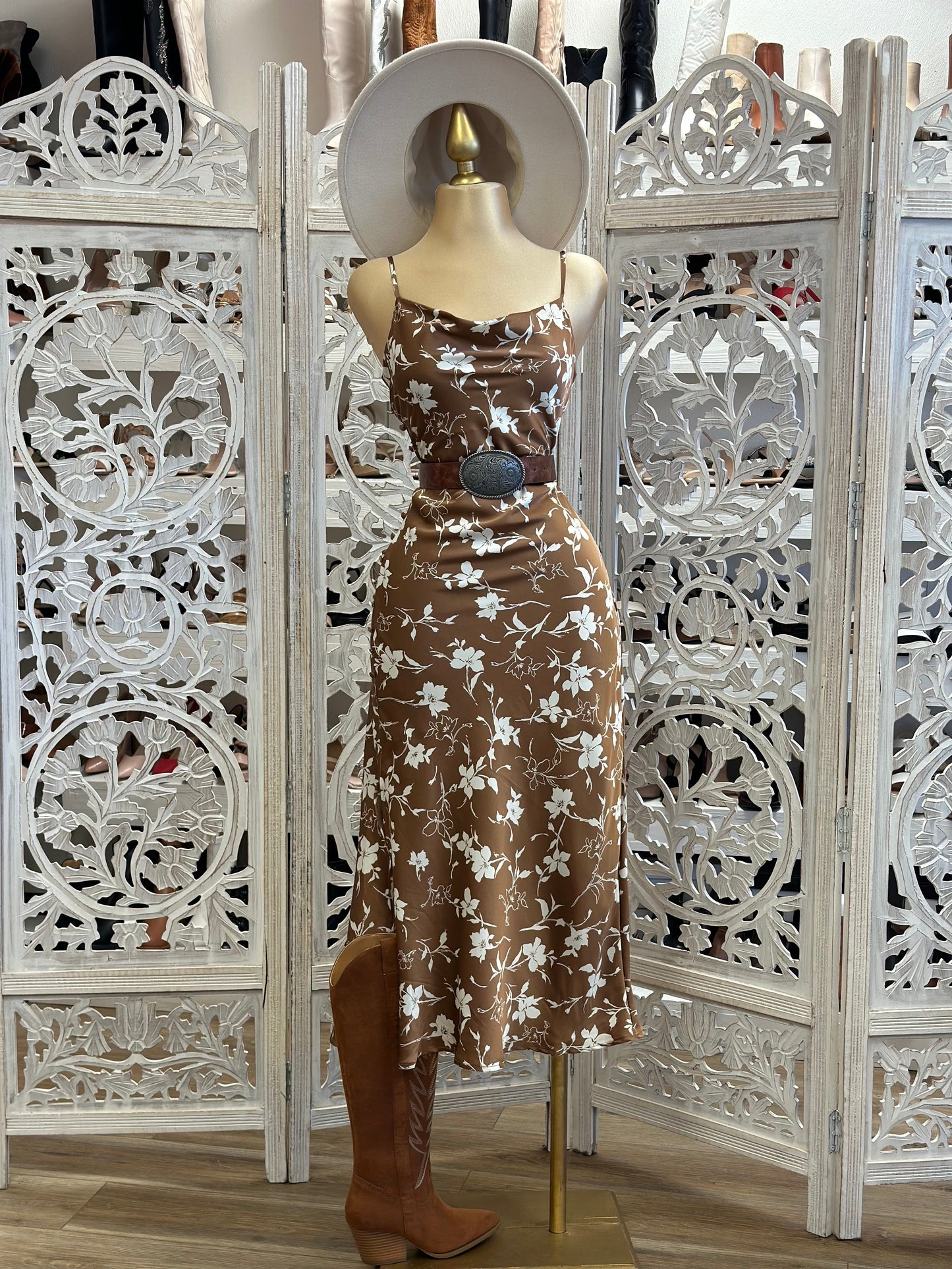 Satin Brown Floral Midi Dress- Not Stretchy 100% poli¨¦ster