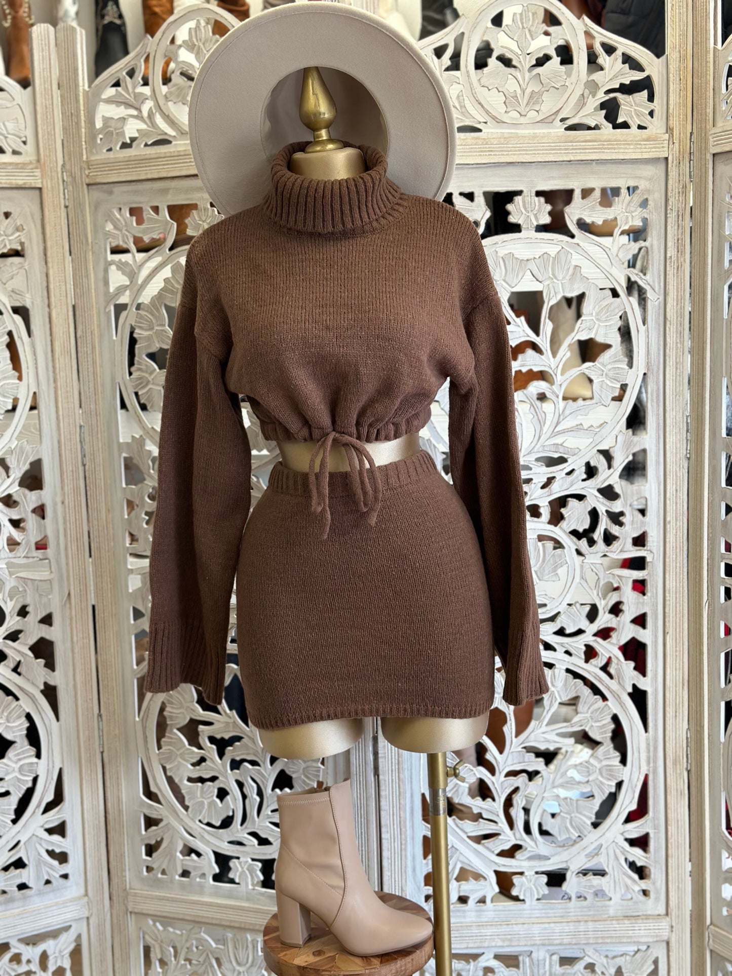 Brown Knit Turtleneck Set