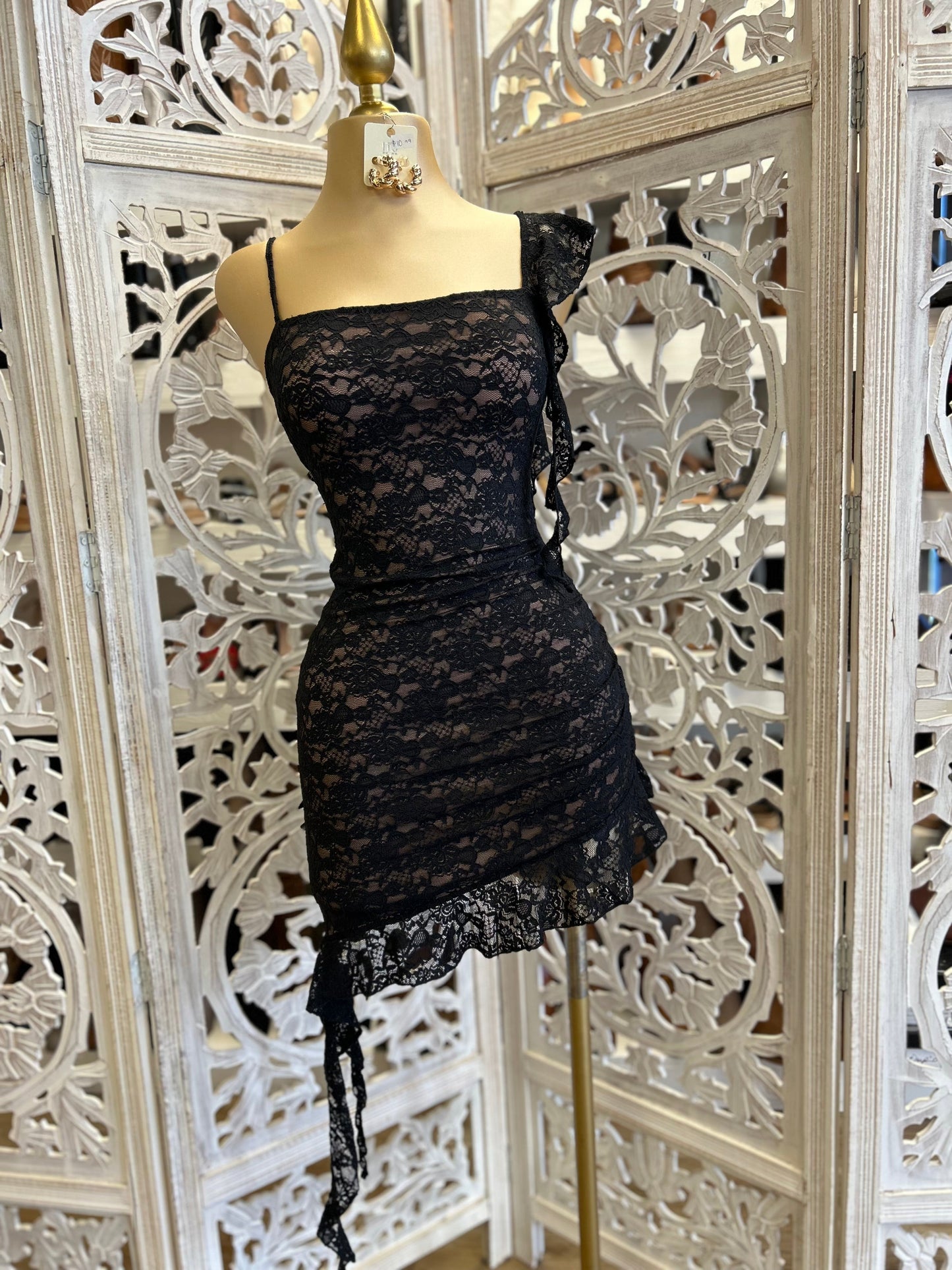 Black Lace Ruffle Sleeve Dress- Stretchy