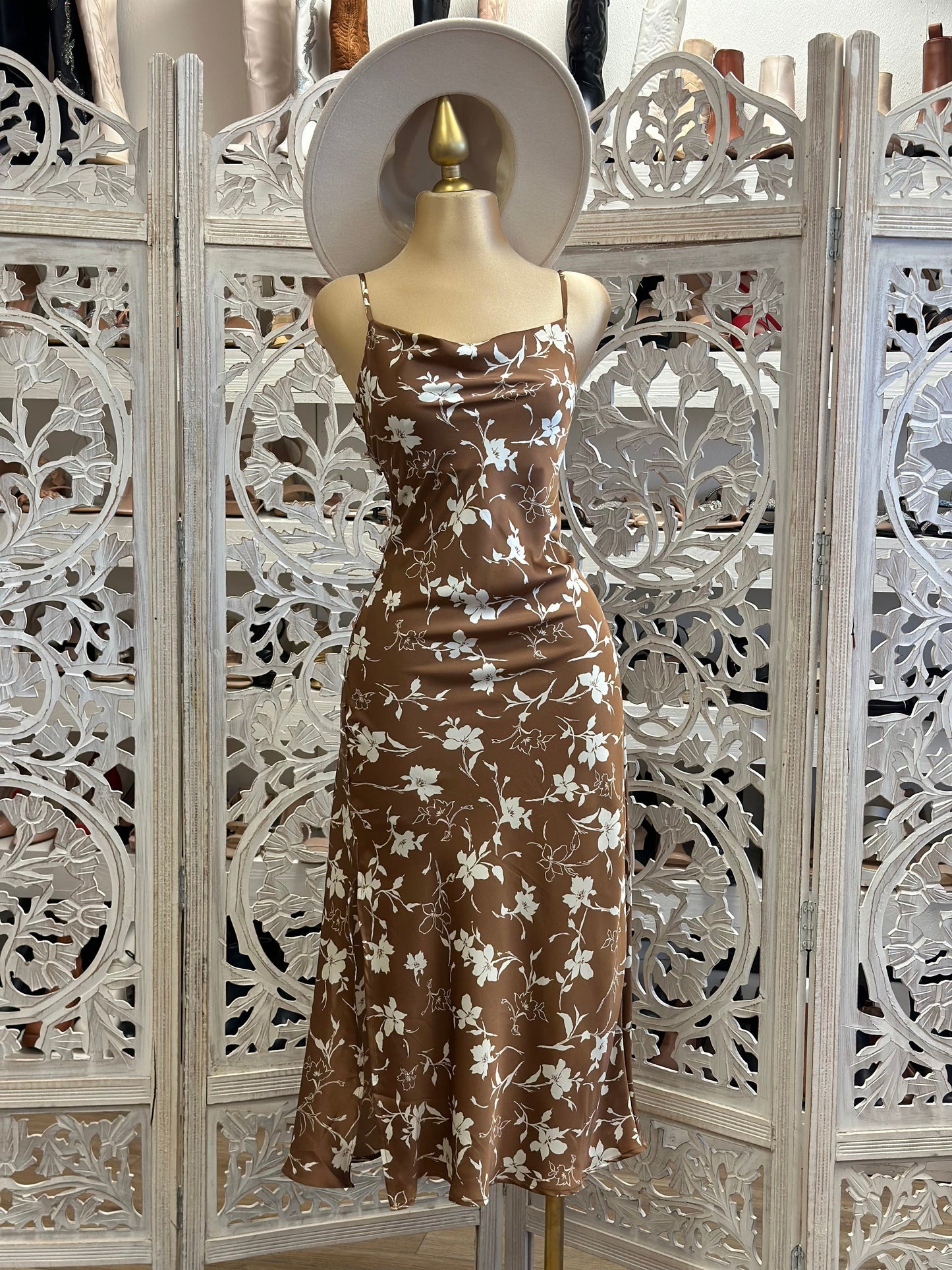 Satin Brown Floral Midi Dress- Not Stretchy 100% poli¨¦ster