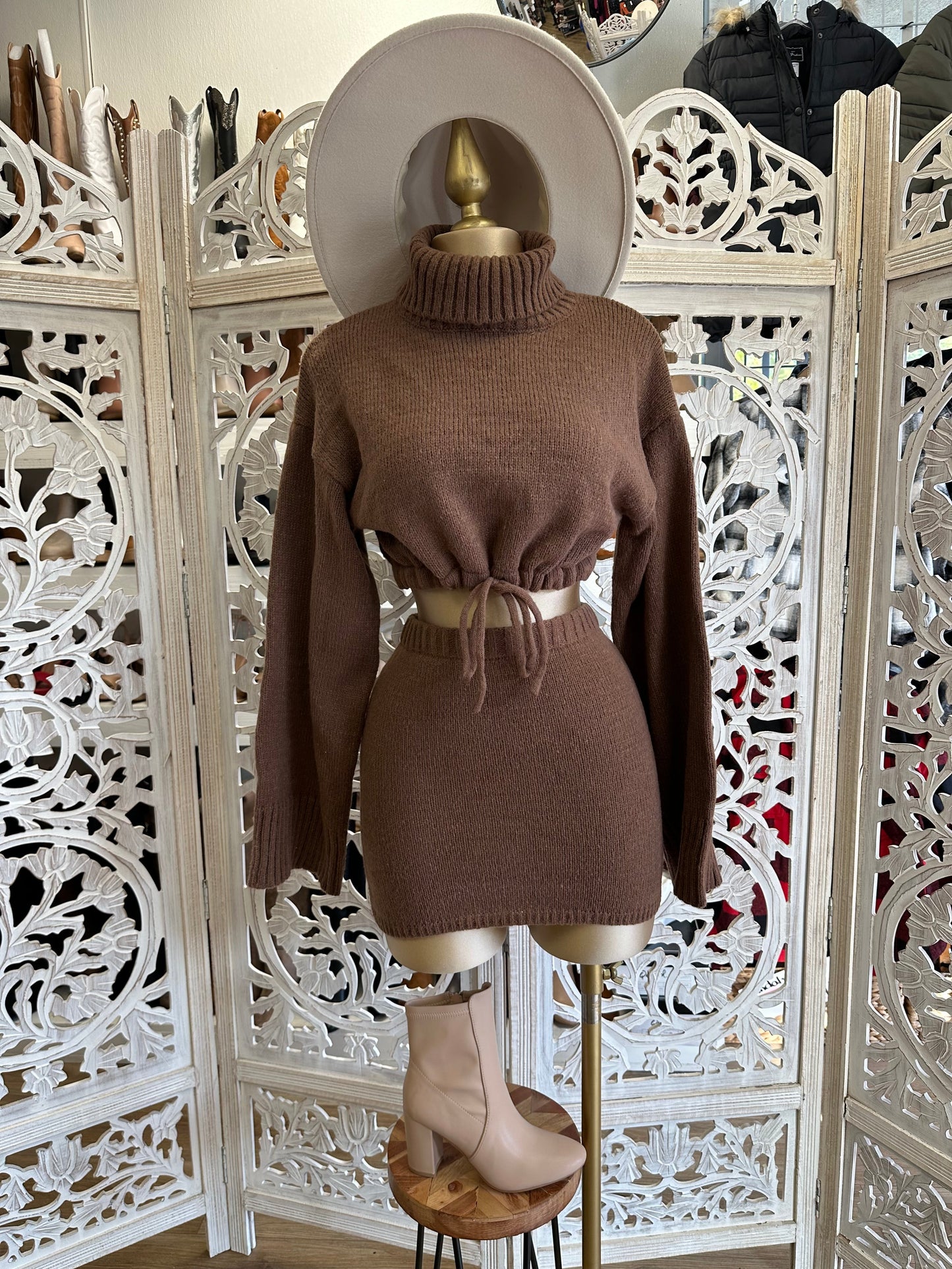 Brown Knit Turtleneck Set