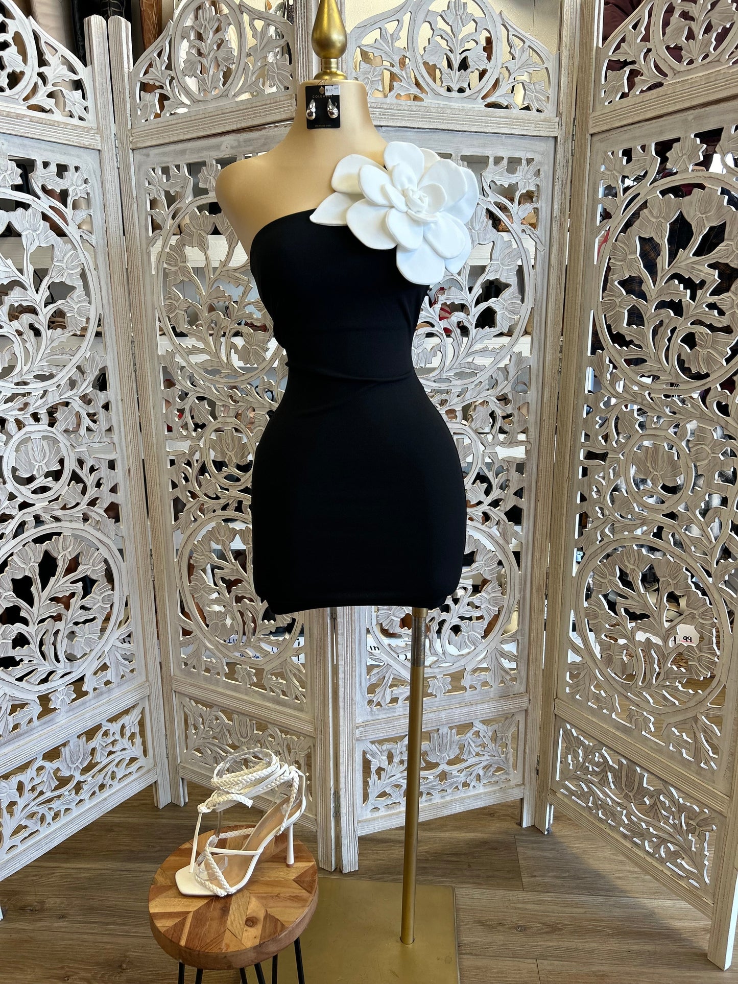 Enlarged Flower Black Mini Dress- Stretchy