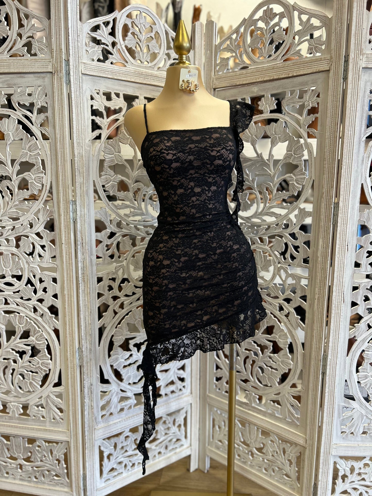 Black Lace Ruffle Sleeve Dress- Stretchy