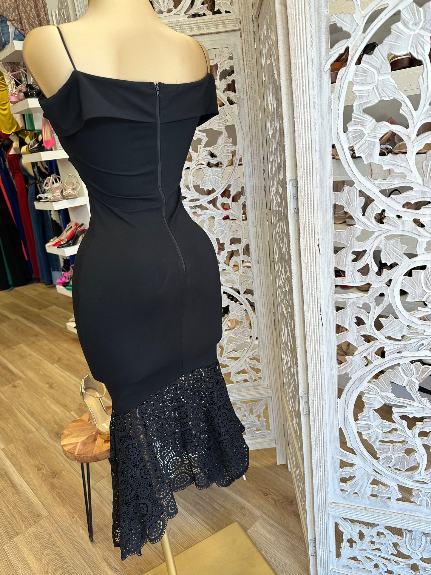 Off Shoulder Black Lace Bottom Dress