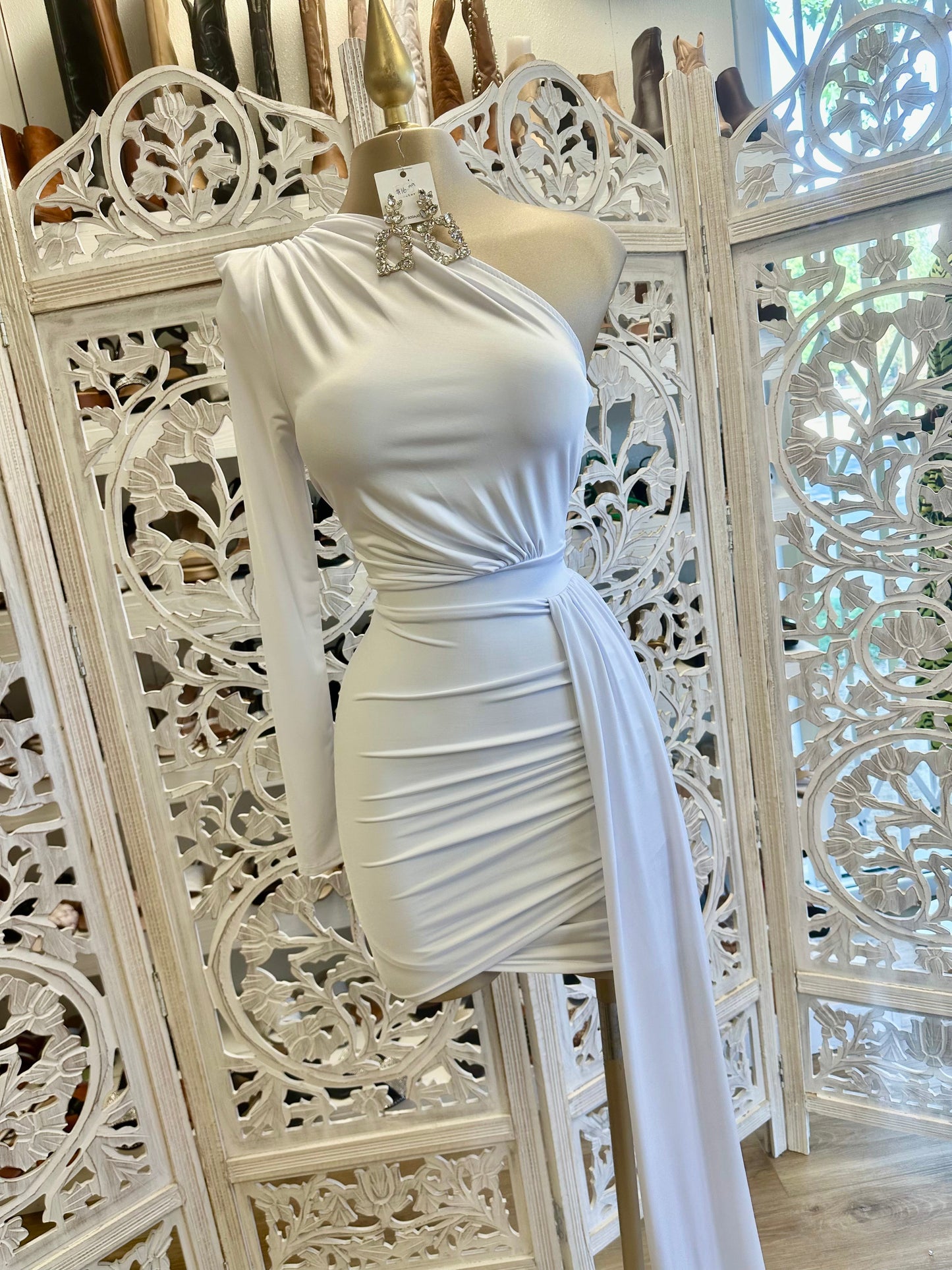 White One Sleeve Tailed Dress