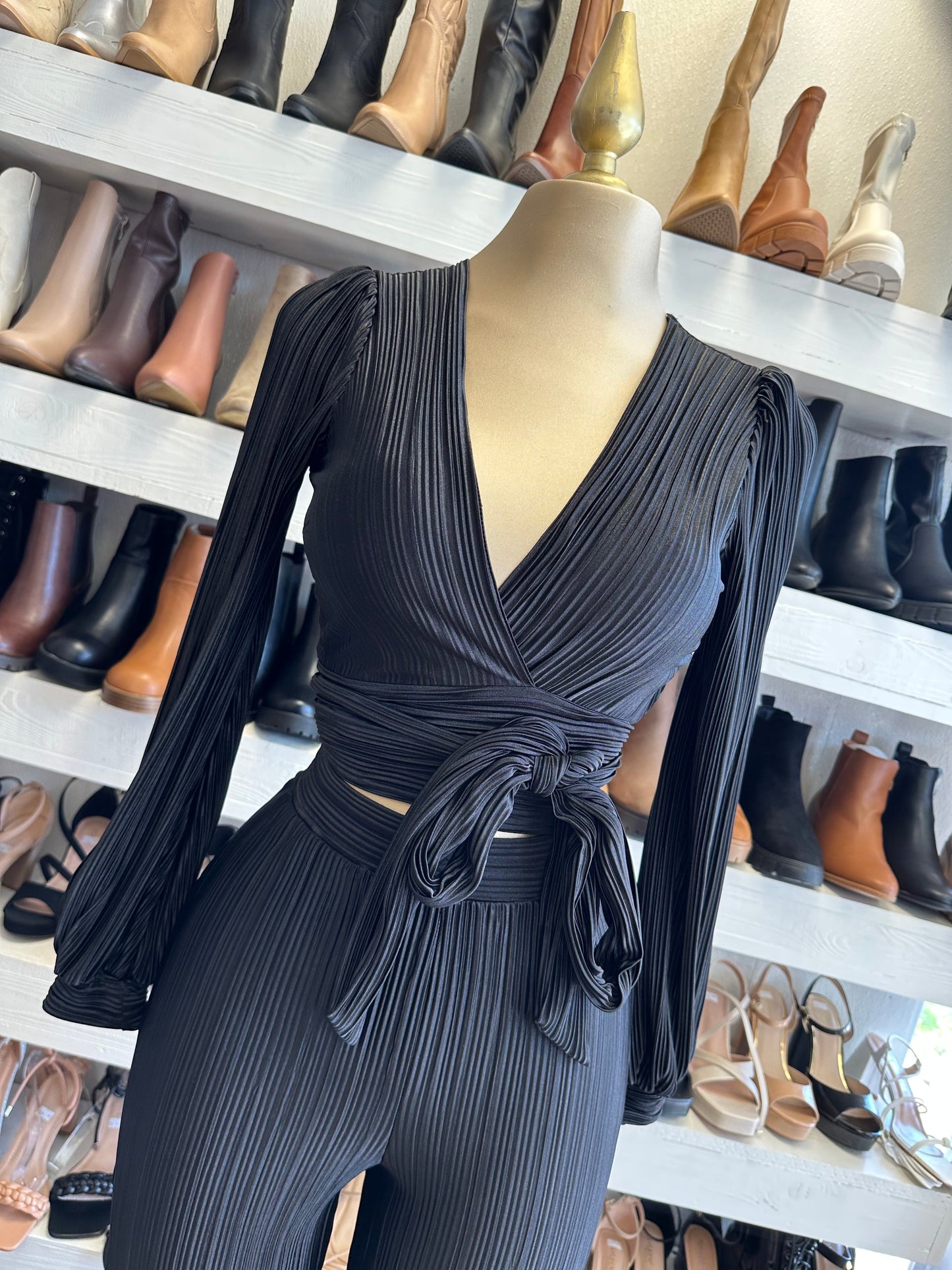 Black Pleated Set