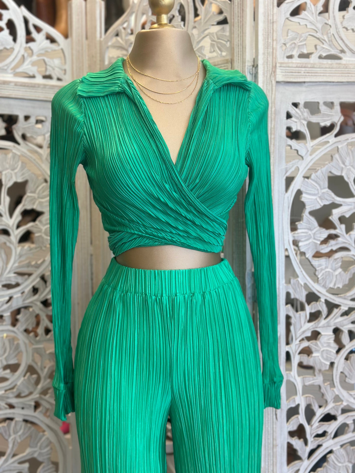 Green Pleated Tie Set