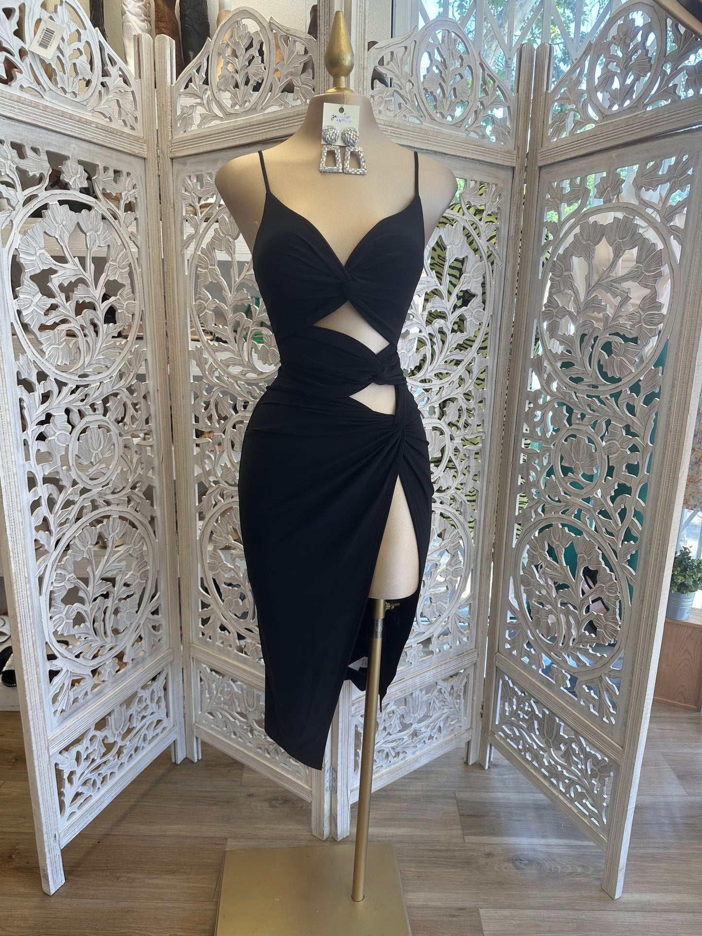 Black Cutout Knotted Dress