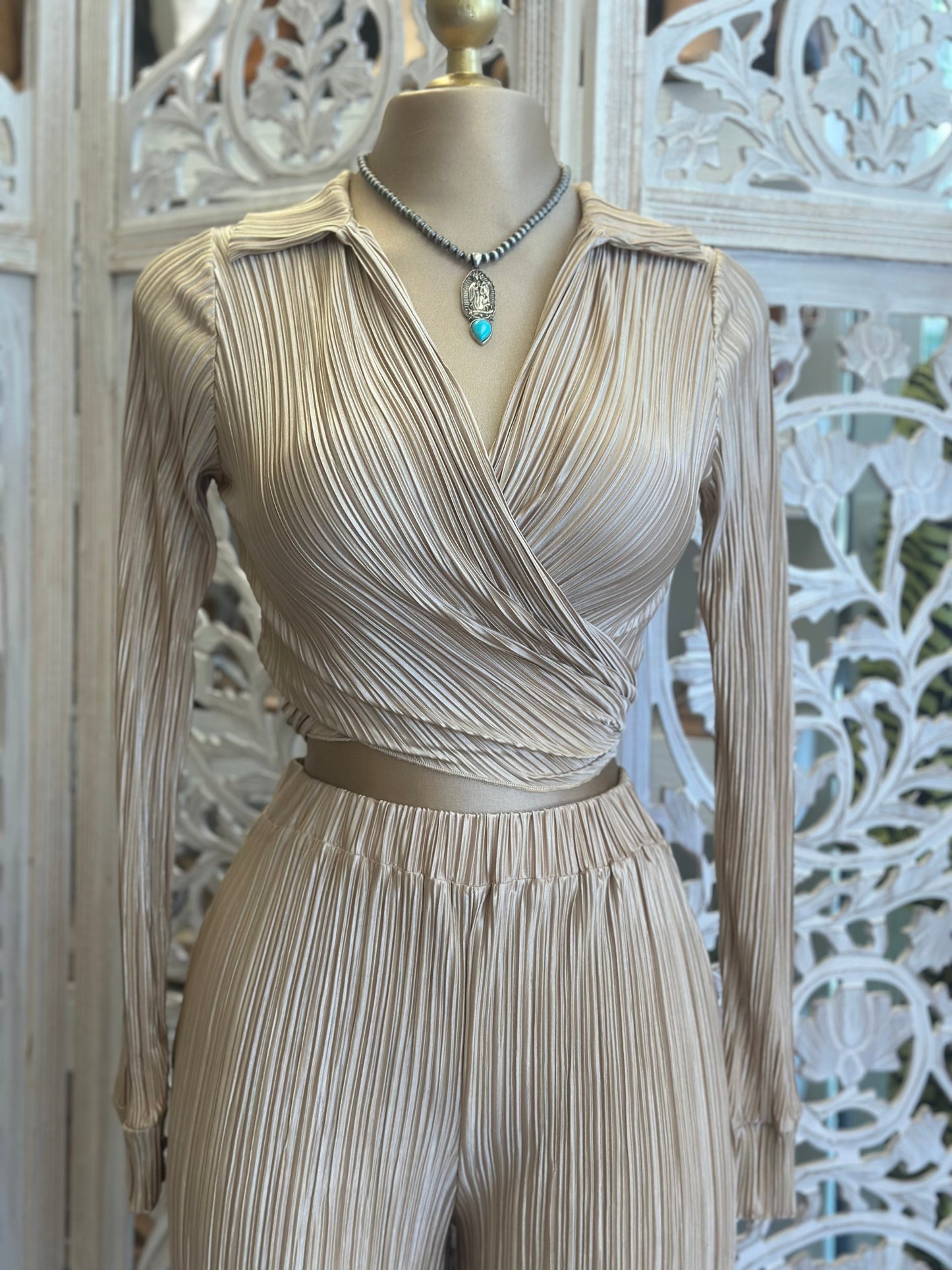 Beige Pleated Tie Set