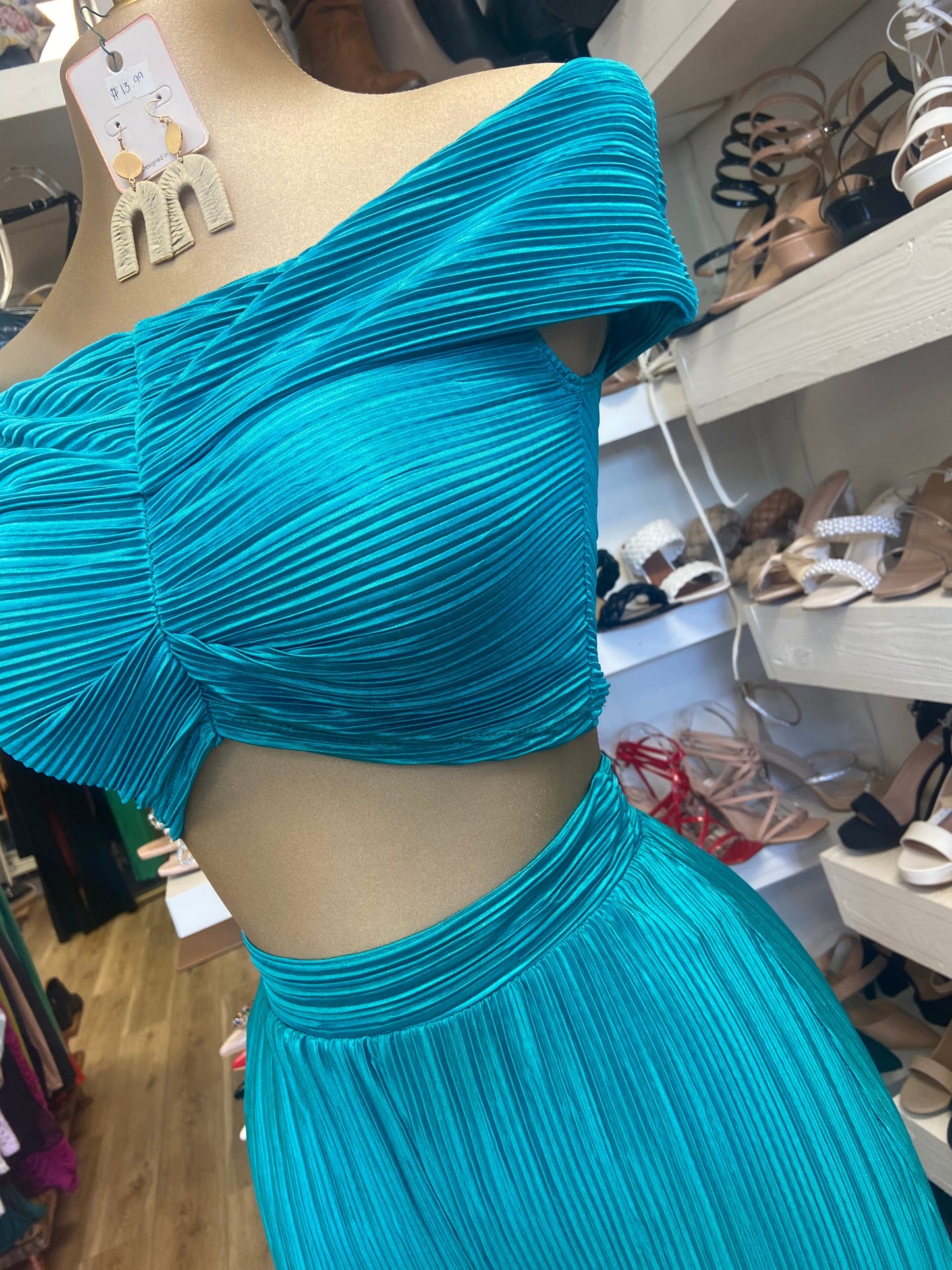 Turquoise Pleated Set