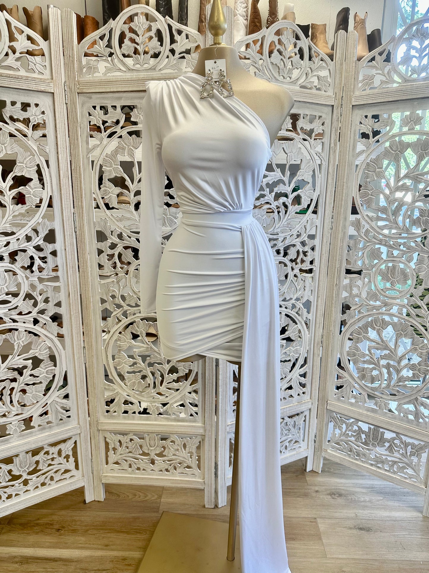 White One Sleeve Tailed Dress