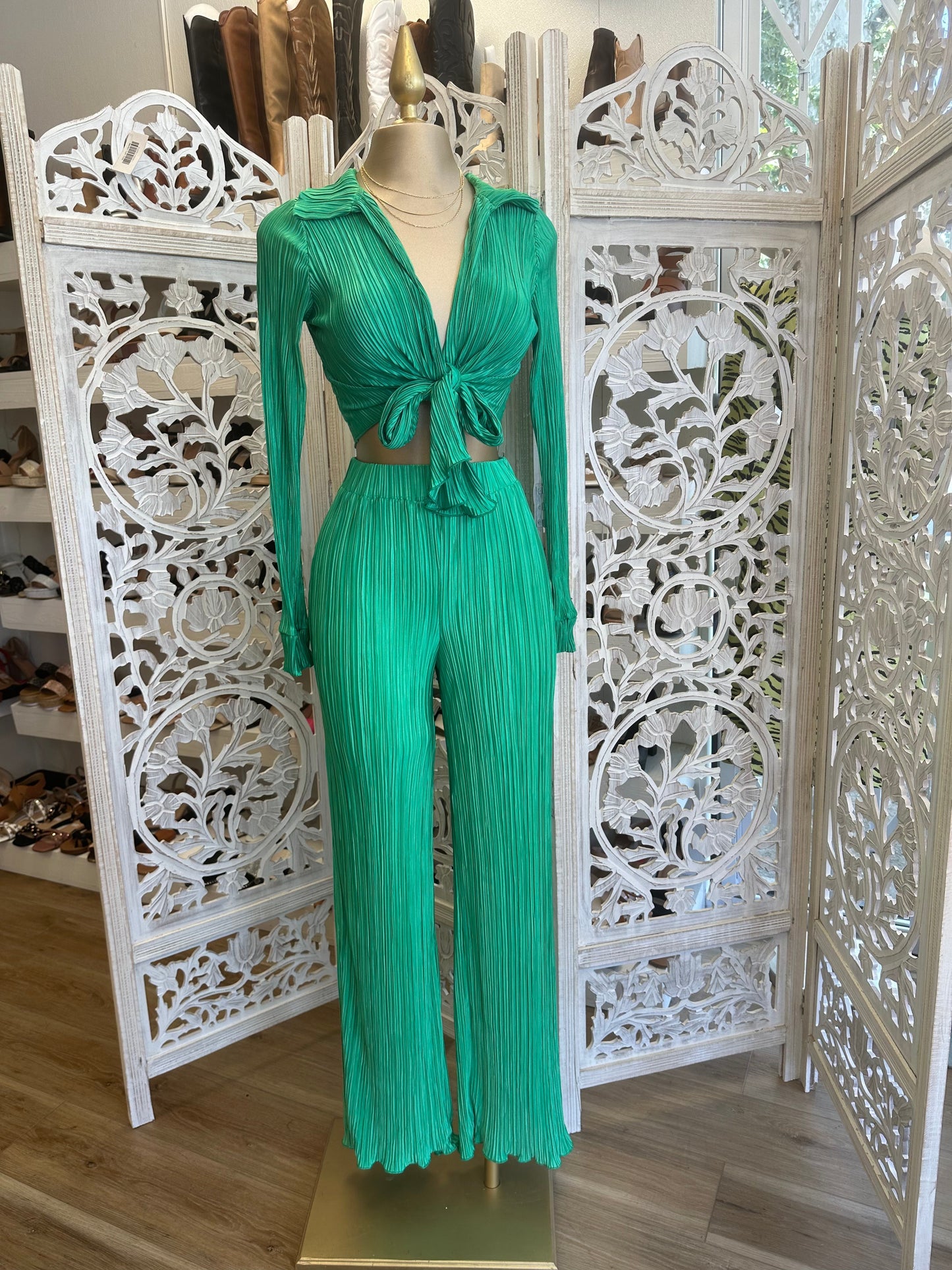 Green Pleated Tie Set